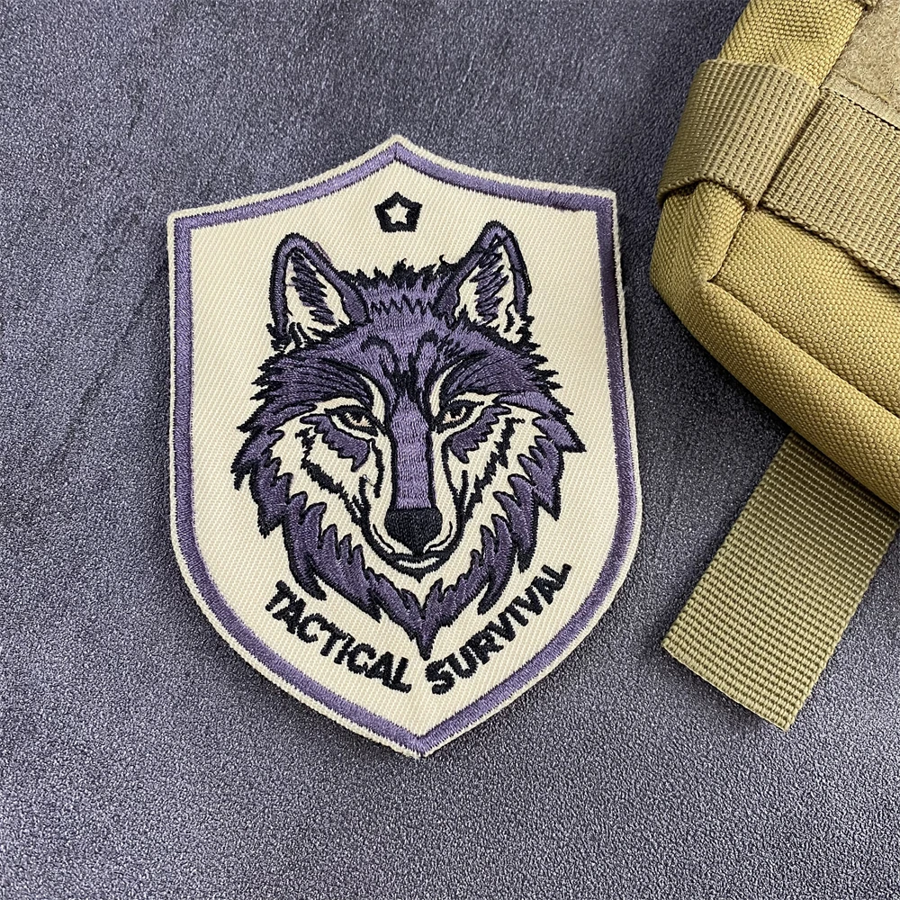 Parche de insignia de moral de lobo de seguridad táctica, parches bordados para ropa, brazalete de gancho y bucle de PVC, pegatina para mochila militar - imagen 4