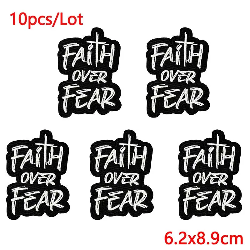 10 unids/lote de parches bordados con letras de dibujos animados para ropa, parches termoadhesivos para planchar con animales de Hip-Hop, chaqueta, insignia de vacaciones - imagen 4