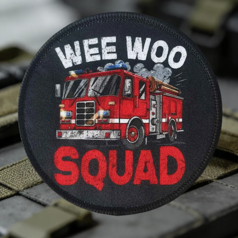 Parche táctico gancho y bucle camión bomberos Wee Woo - imagen 4