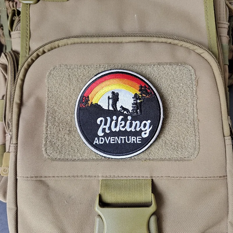 Nuevo diseño para acampar, senderismo, mochilas bordadas en 3D para exteriores, brazaletes decorados, ropa con parche de gancho y bucle para mochila - imagen 3