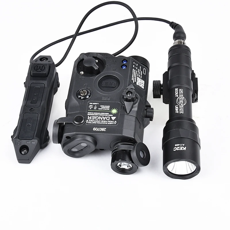 Táctico UHP AN PEQ 15 PEQ-15 LA5C punto rojo verde azul indicador láser IR Surefir M600U arma explorador LED AR15 luz ajuste riel de 20MM - imagen 3