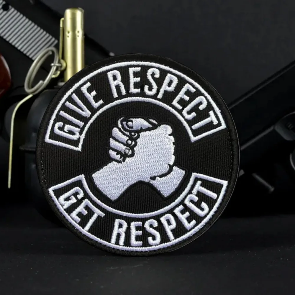 Dar Respect-Get Respect Morale parche bordado insignia táctica militar brazalete gancho y bucle mochila pegatinas - imagen 4
