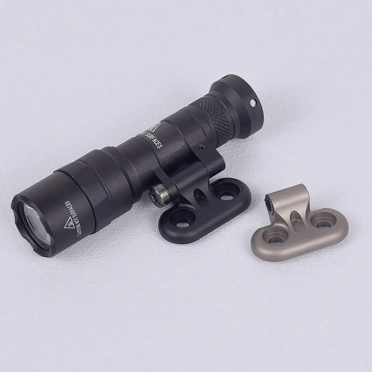 Soporte táctico Airsoft Surefire RM45 Offset MLOK para M340C M640DF M640V-DF soporte de luz para arma para riel Picatinny de M-LOK - imagen 5