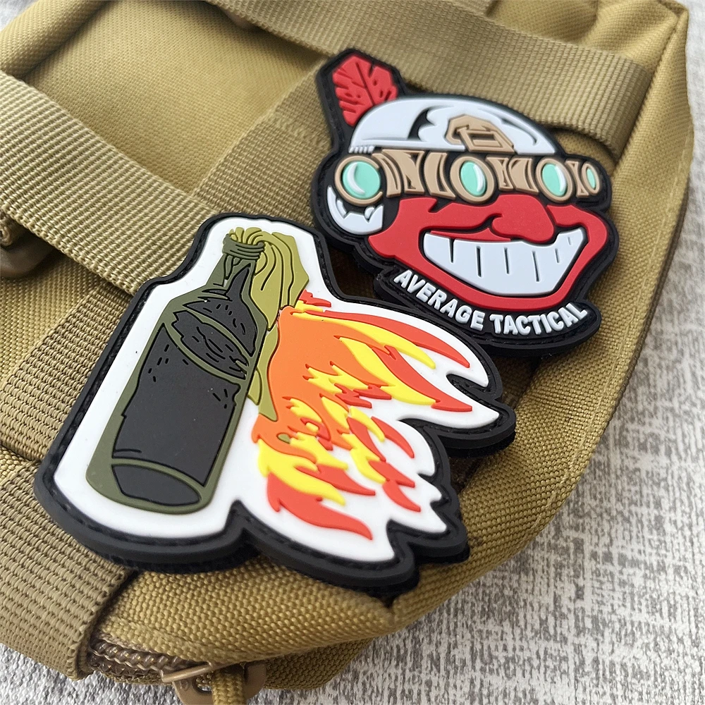 Parches indios tácticos AVERAGE PVC Dumpster Fire Molotov cóctel moral insignia mochila gancho y bucle pegatina crear el mundo - imagen 4