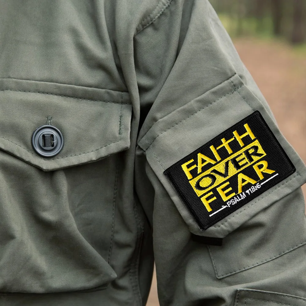 FAITH OVER FEAR Parche táctico bordado con velcro gancho-bucle
