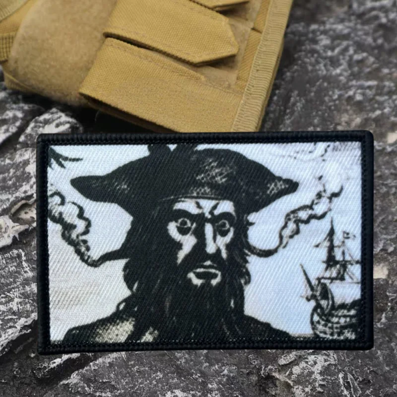 Parche con estampado de barba negra y pirata, chaleco táctico con gancho y bucle, insignia de moral, mochila, pegatina decorativa, parches para brazalete para ropa - imagen 4