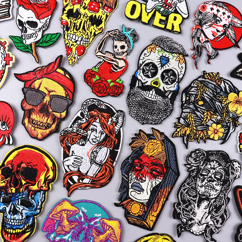 Parche Punk/bruja Snack Girl bordado parche hierro en parches para ropa calavera coser pegatina bordada ropa chaqueta apliques - imagen 3