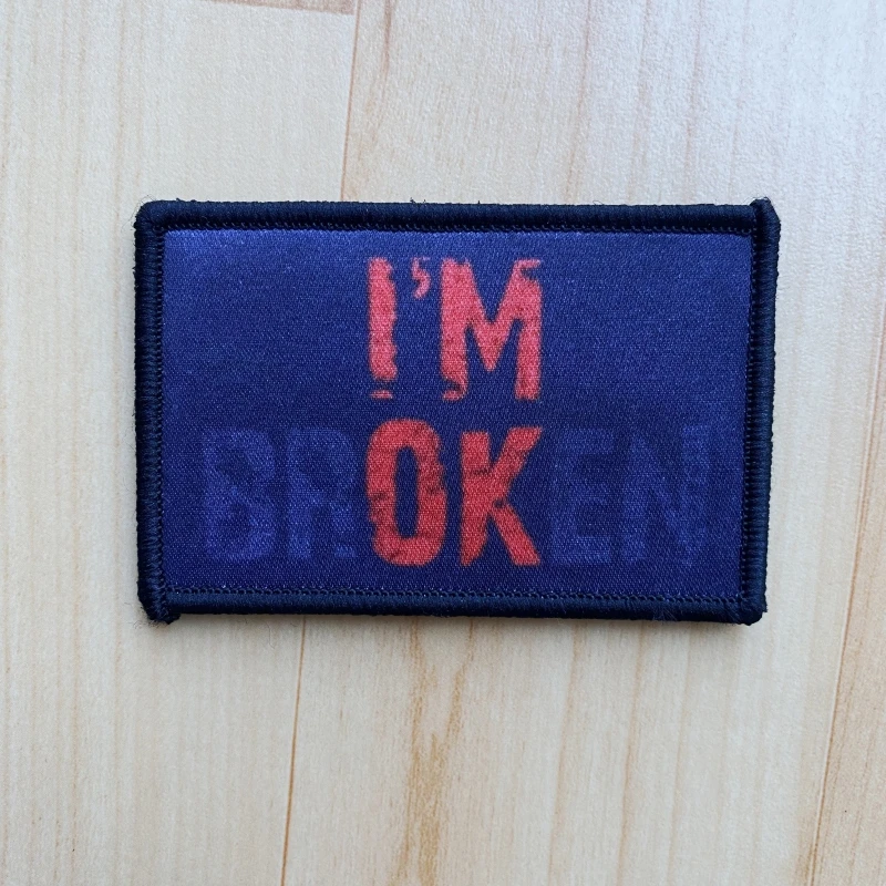 Parches tácticos personalizados de "I'm OK", pegatina de mochila "I'm Broken", insignia de moral, brazalete con estampado de gancho y bucle - imagen 3