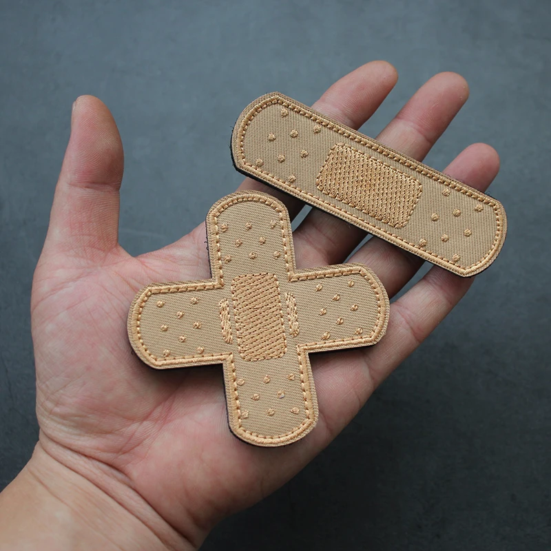 Parches bordados de tirita, parche de gancho y bucle para ropa, brazalete de dibujos animados con personalidad, insignia de moral táctica en mochila - imagen 4