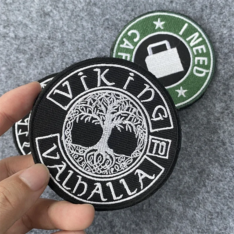 Parche bordado "I Need Caffeine", insignia de moral táctica militar, brazalete, gancho y bucle, mochila, ropa, pegatina decorativa - imagen 3