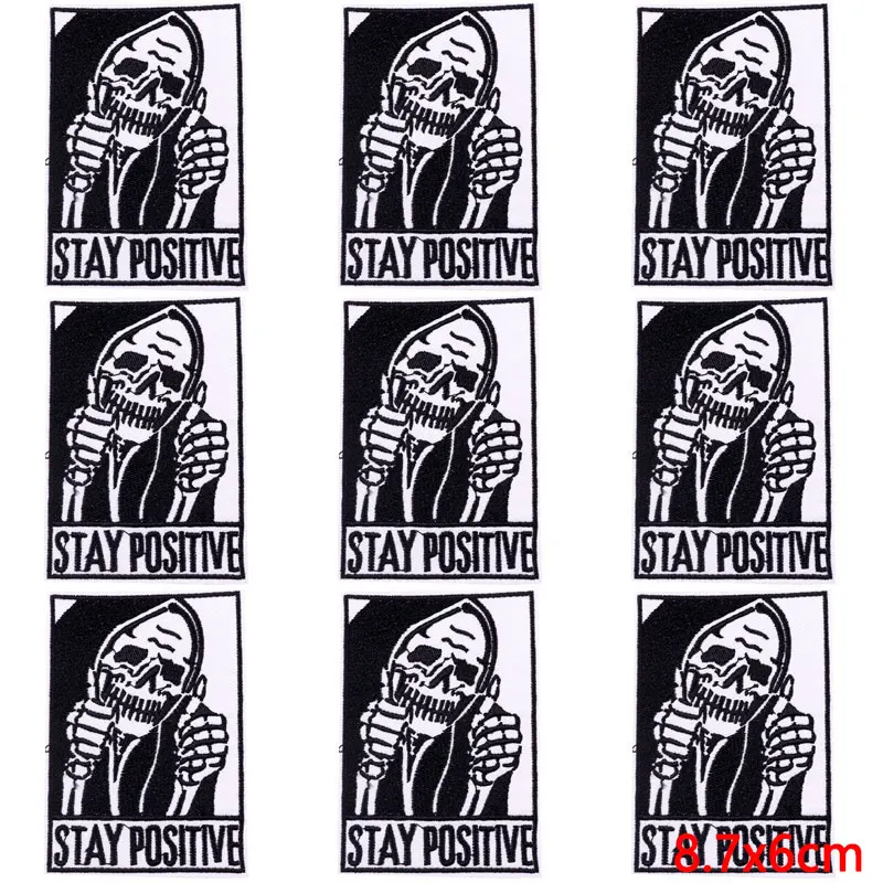 Parche de calavera Punk para planchar en la ropa, parches bordados en la ropa de Hip Hop, parche de Rock Hippie para coser ropa, 10 piezas por lote - imagen 4