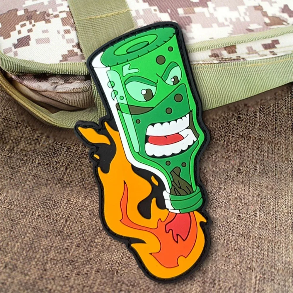 Parche táctico PVC Cóctel Molotov – Insignia moral para mochila - imagen 3