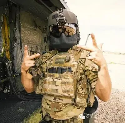 EVI HGU-56P Casco de aviación MFS Máscara protectora negra/baioneta base DIY + tornillo para la máscara protectora HGU-56P