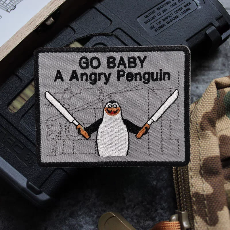 Parche bordado Hurry Up I'm Coming Over, pingüinos enojados, gancho y bucle, insignia de moral táctica, parches adhesivos para mochila para ropa - imagen 4
