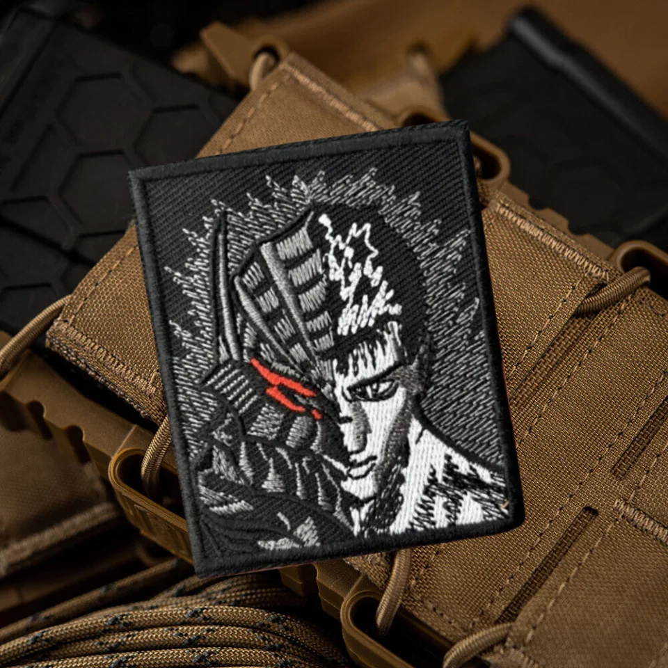 Insignia de moral táctica de soldado de Anime, parche táctico bordado con gancho y bucle de calavera, brazalete militar, pegatinas para ropa y mochila - imagen 5