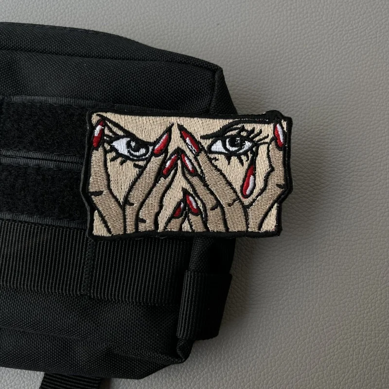 Parche de velcro con bordado de perro y mascota, insignia de moral táctica de ojos, gafas de dibujos animados, ropa DIY, aplique de mochila - imagen 5