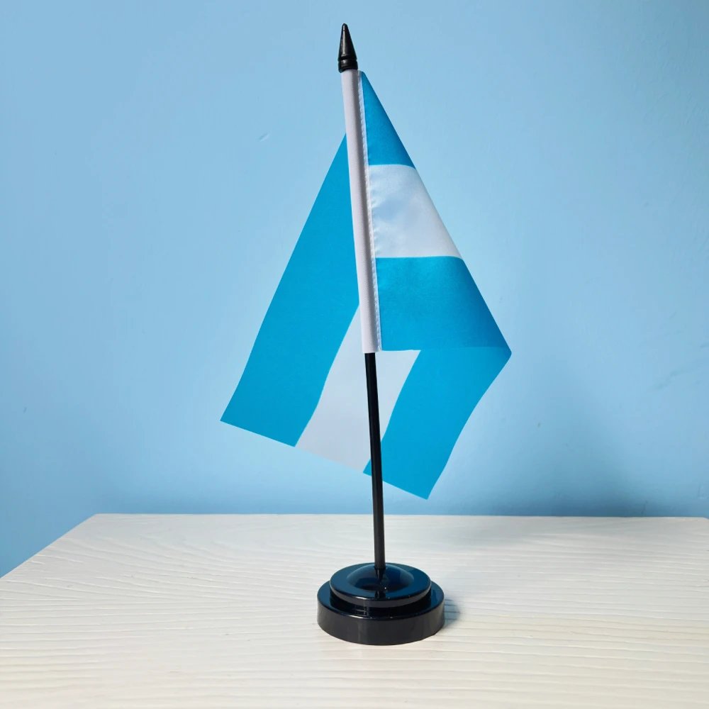 Bandera Argentina de sobremesa – Nacional poliéster 14x21 cm