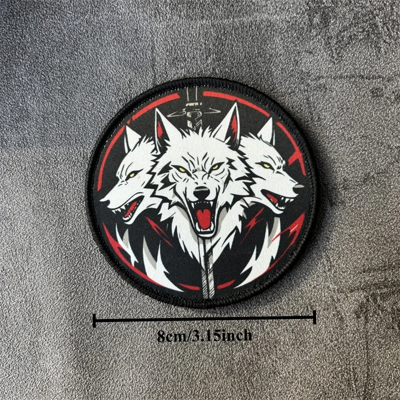 Parche táctico tres cabezas de lobo – Insignia moral militar - imagen 3