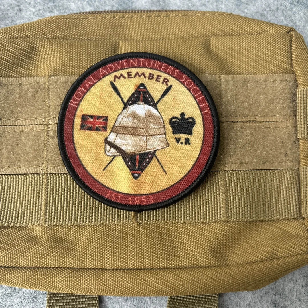 Parches con estampado táctico de la sociedad Royal Adventurers, parche de gancho y bucle V.R, brazalete del ejército, insignia de moral militar, mochila, pegatina para ropa - imagen 4