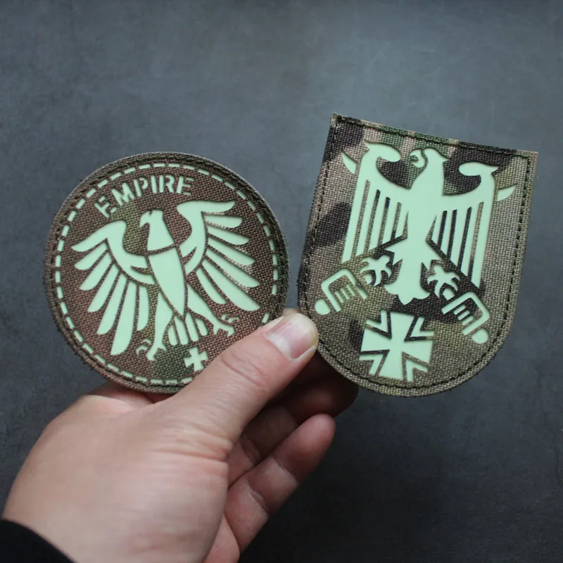 Parche de gancho y bucle con insignia fluorescente para brazo de corte láser de tela luminosa tipo escudo de águila alemana, insignia de moral, parche para mochila - imagen 5