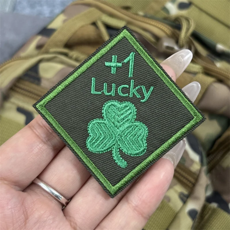 Parche bordado táctico "Lucky + 1" para ropa, insignia de moral, parche militar con gancho, pegatinas para mochila, brazalete - imagen 2
