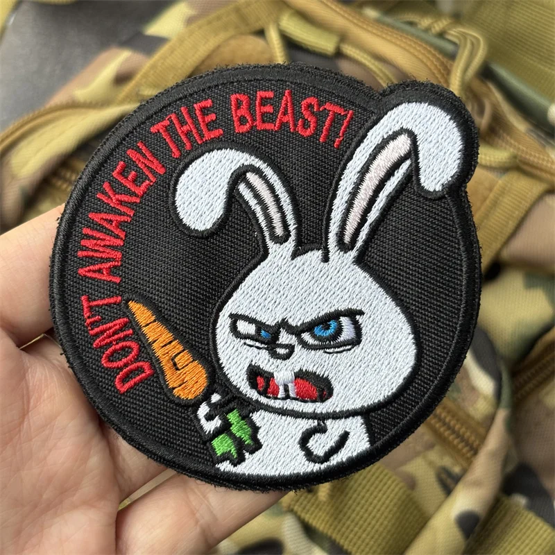 Parche bordado de conejo Chevron para ropa, insignias de moral táctica, parches militares con gancho, pegatinas para mochila - imagen 3