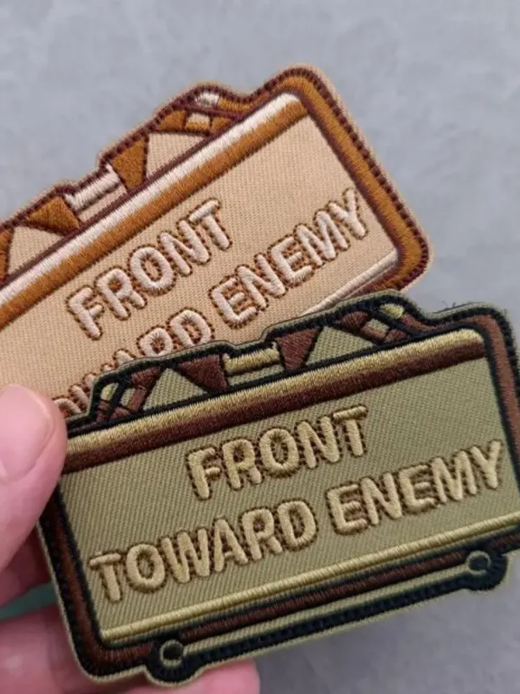 Parche bordado para brazalete frontal Toward Enemy - imagen 5