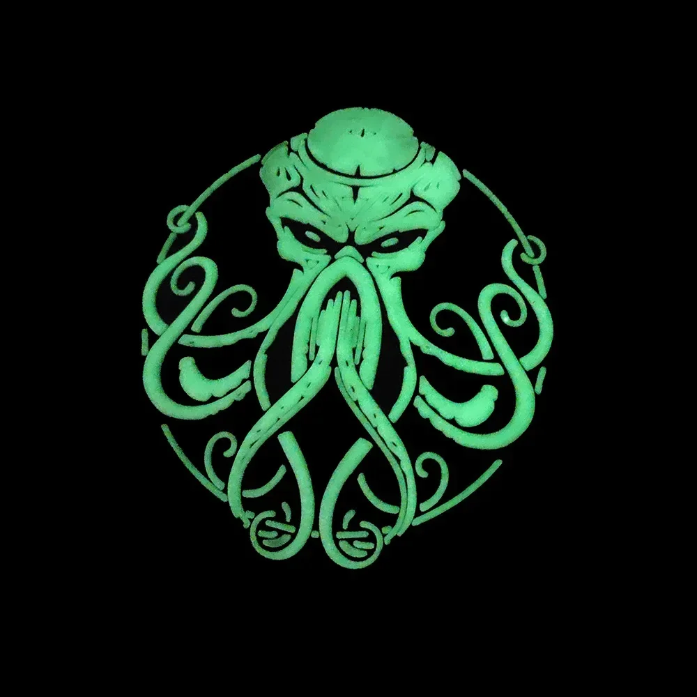 Insignia de moral de Pvc, Parche de gancho y bucle, Cthulhu Awakens, símbolo de Terror de Lovecraft, personalidad, pulpo, pegatinas tácticas creativas - imagen 4
