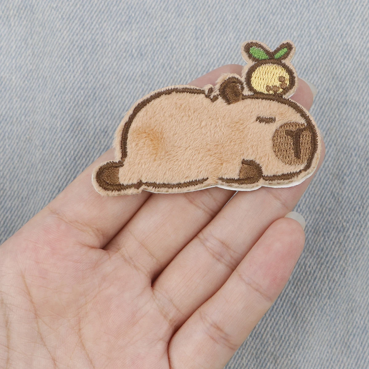Parche bordado de capibara bonito, parches para planchar con animales de dibujos animados para ropa, parches adhesivos para ropa, insignias para coser DIY - imagen 3