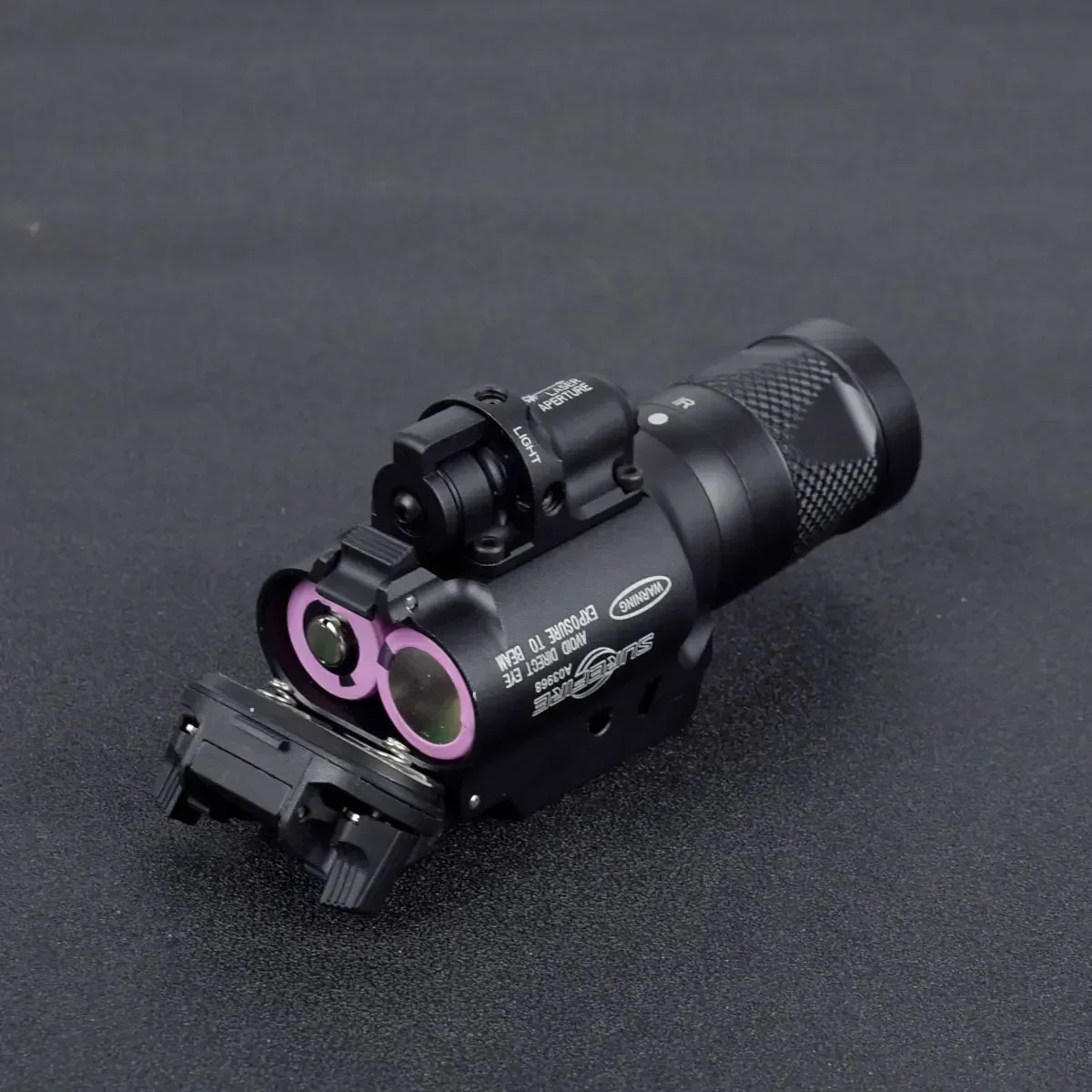 Táctico SUREFIR X400 X400V LED luz blanca y salida IR X400V-IR arma luz pistola con láser rojo negro - imagen 5