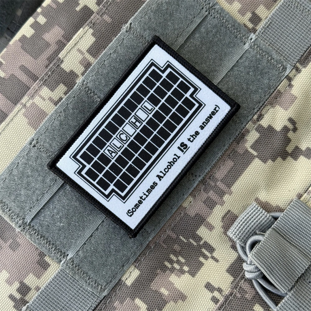 Parches de gancho y bucle impresos "Sometimes Alcohol Is The Answer" para ropa, parche táctico de moral, pegatinas para mochila militar