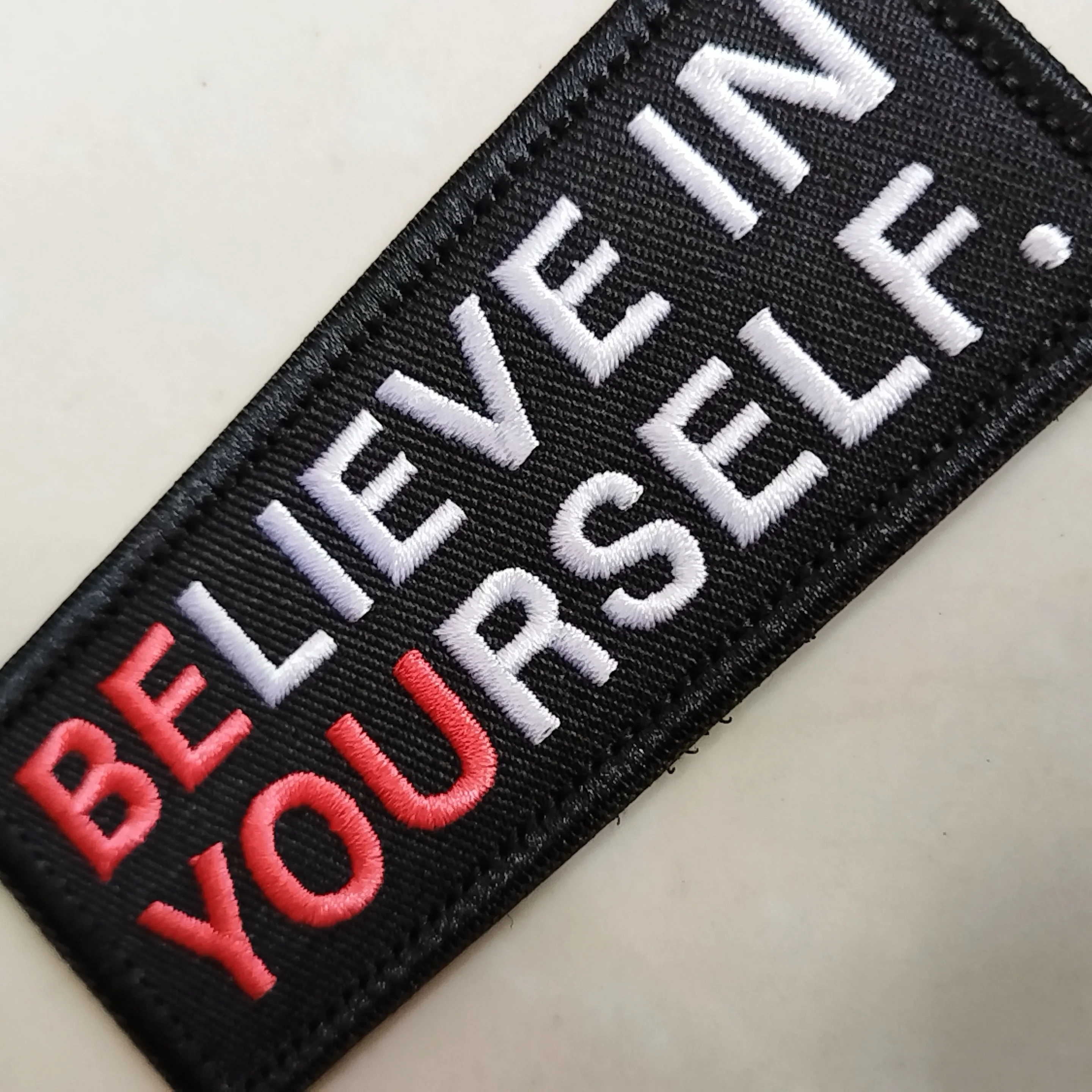 "Believe In Yourself" divertido Meme Velcros parche gancho y bucle insignia bordada auto-motivación para mochila táctica Molle - imagen 5