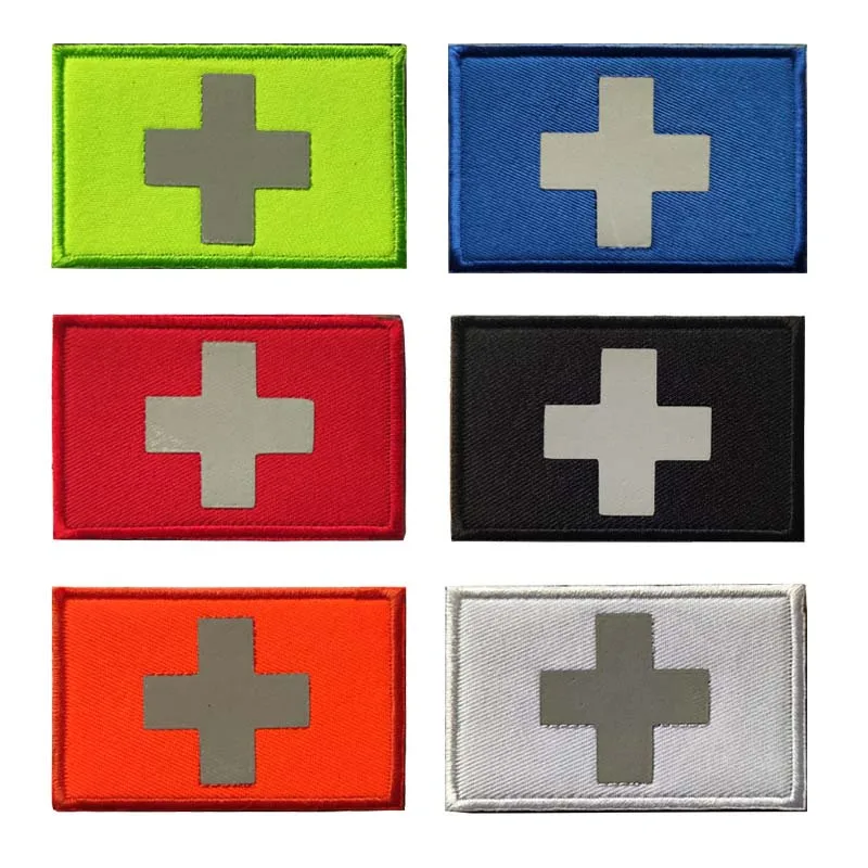 Gancho y bucle de parche de moral cruzada médica reflectante, insignia bordada con emblema, táctica militar de rescate médico de primeros auxilios en la mochila - imagen 2