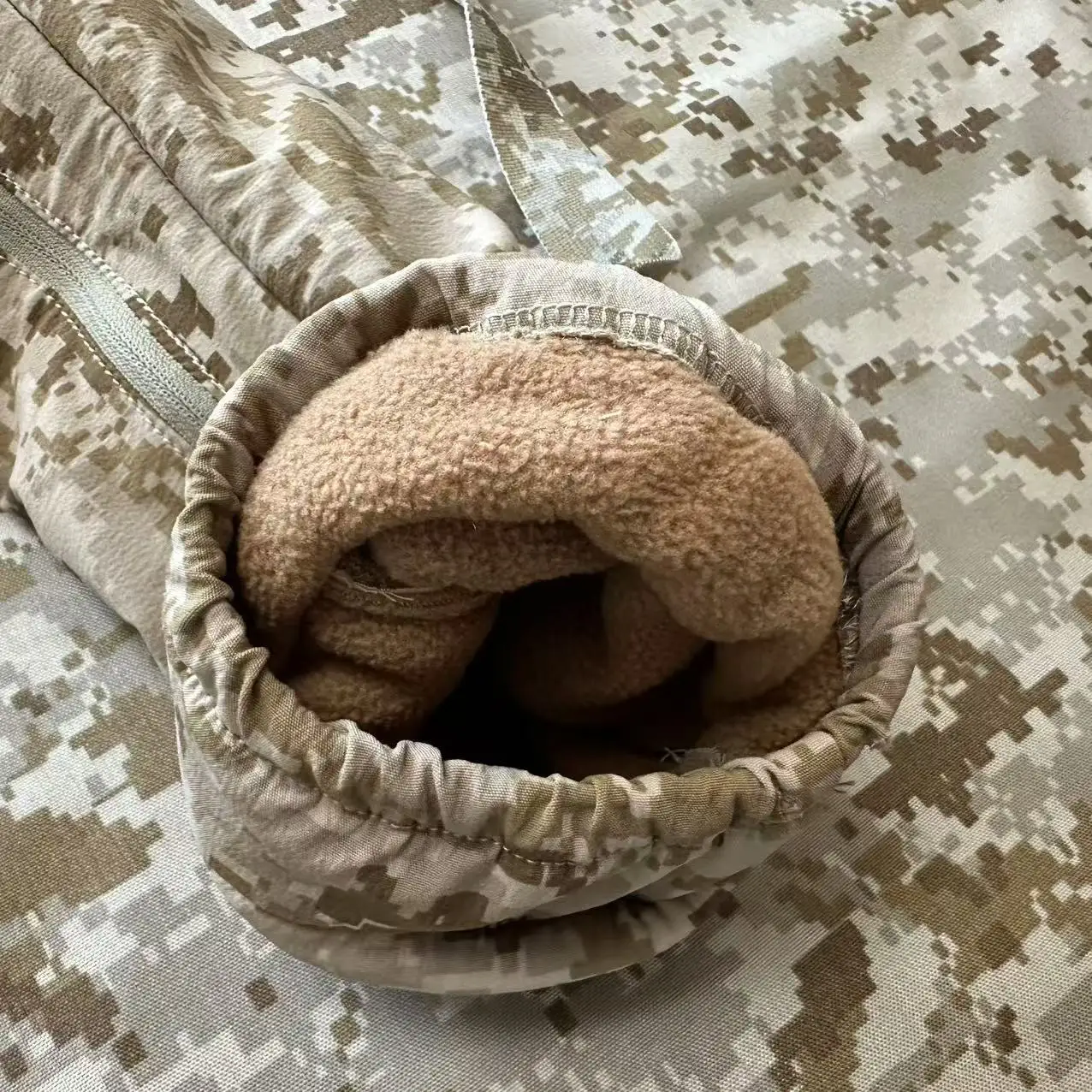 Bolso cálido táctico tejido de un solo lado AOR1 versión refinada al aire libre con funda de mano para mayor calidez - imagen 5