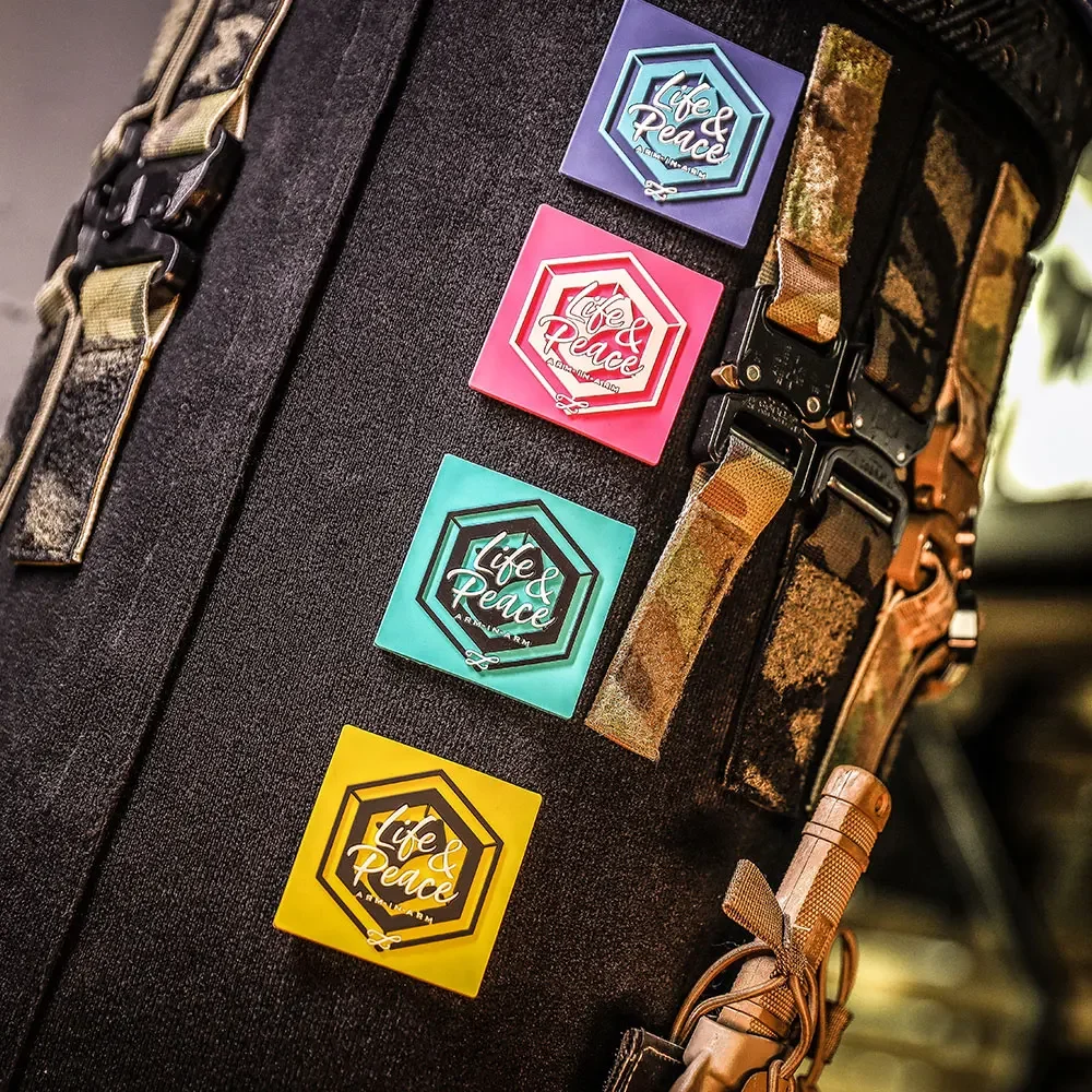 Emersongear-insignia táctica 4 piezas Life & Peace Anti War, Parche de PVC, emblema de moral, pegatina, bucle de gancho para Airsoft, portador de placa, bolsa - imagen 3