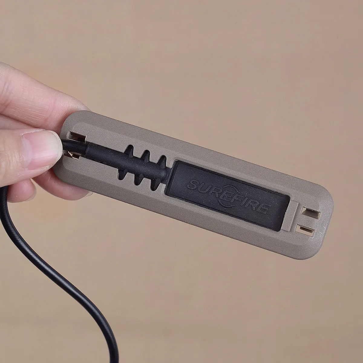 Placa de montaje de interruptor de cinta de riel táctico MOE para armas Airsoft PEQ 15 Surefire M300 M600 linterna MLOK accesorios de interruptor - imagen 5