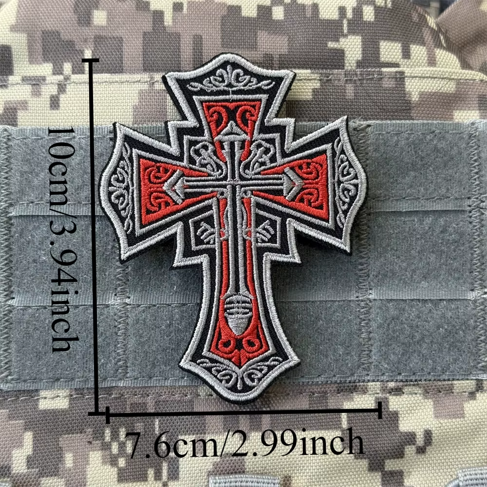 Parche táctico Cruz Templaria con velcro para ropa y mochila - imagen 3