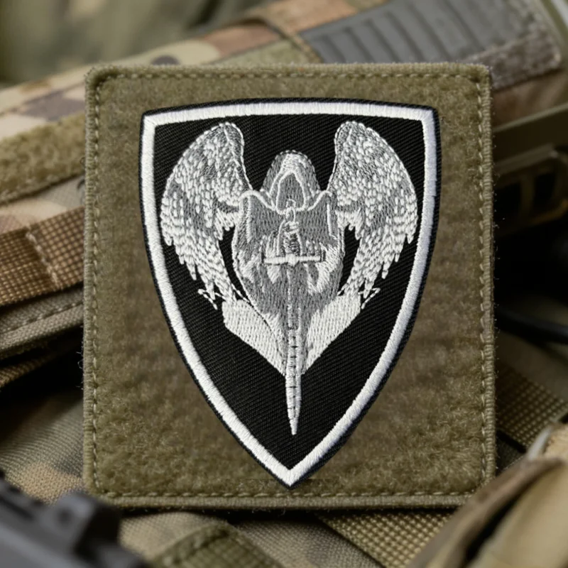 Parche táctico bordado escudo ángel oscuro con gancho y bucle - imagen 5