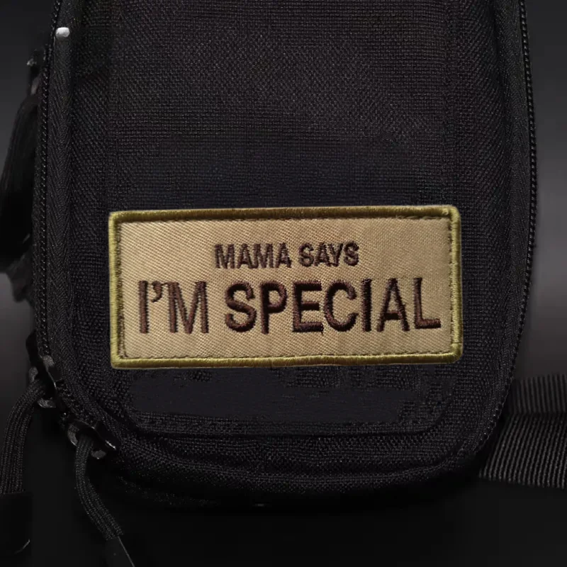 Parche "MAMA SAYS I'M SPECIAL", insignia bordada de moral táctica, gancho y bucle, mochila, ropa, pegatina decorativa, brazalete