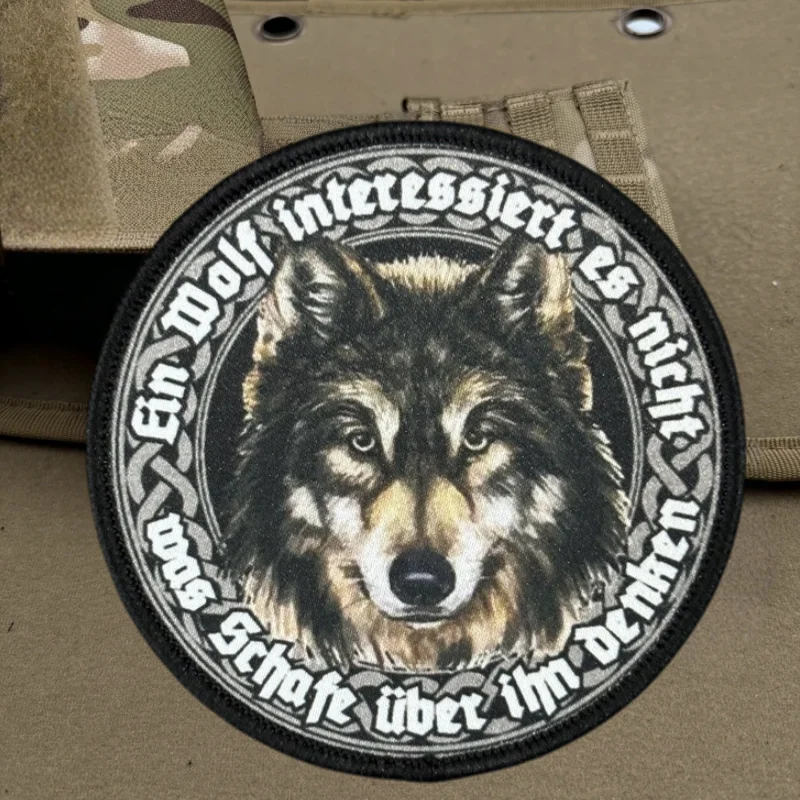 Parche con estampado de cabeza de lobo, chaleco táctico, sombreros con gancho y bucle, insignia de moral, mochila, pegatinas decorativas, parches para brazalete para ropa - imagen 4