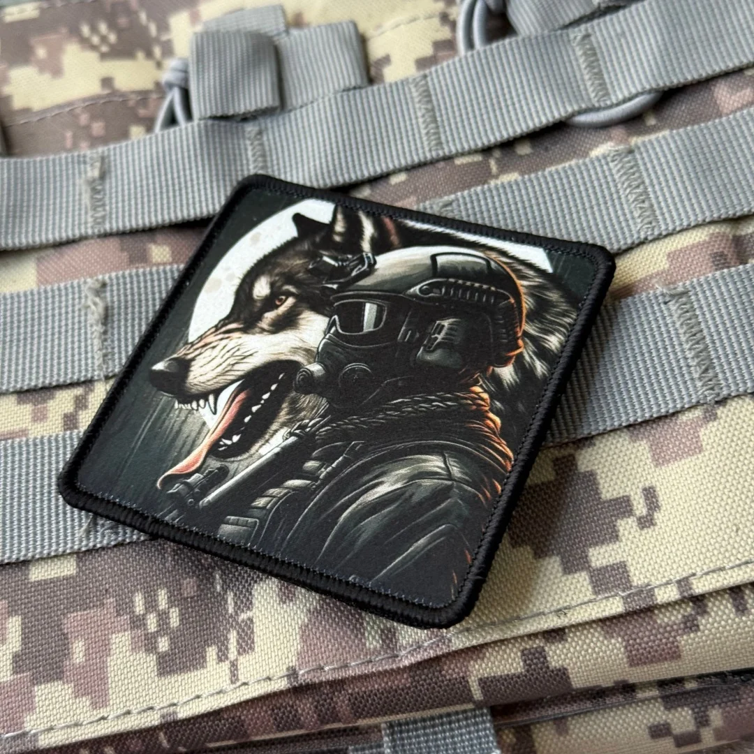 Parche táctico de morale Lobo, insignia con velcro gancho-bucle - imagen 4