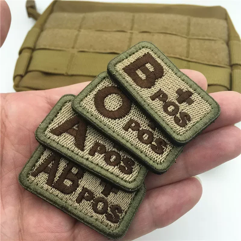 Parches bordados tipo sangre, insignia táctica militar positiva y negativa para mochila, gancho y bucle, accesorios del ejército A B O AB, 1 Uds. - imagen 2