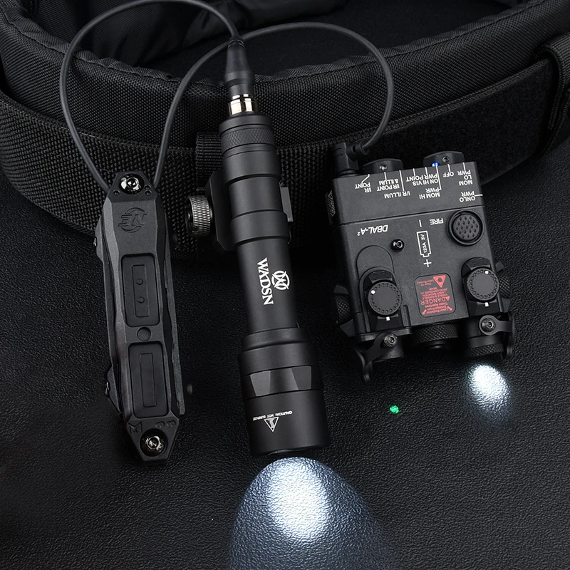 WADSN DBAL-A2 táctico rojo verde azul punto láser blanco LED vista M600U linterna de caza de alta potencia interruptor de presión Fit20MM Rail - imagen 3