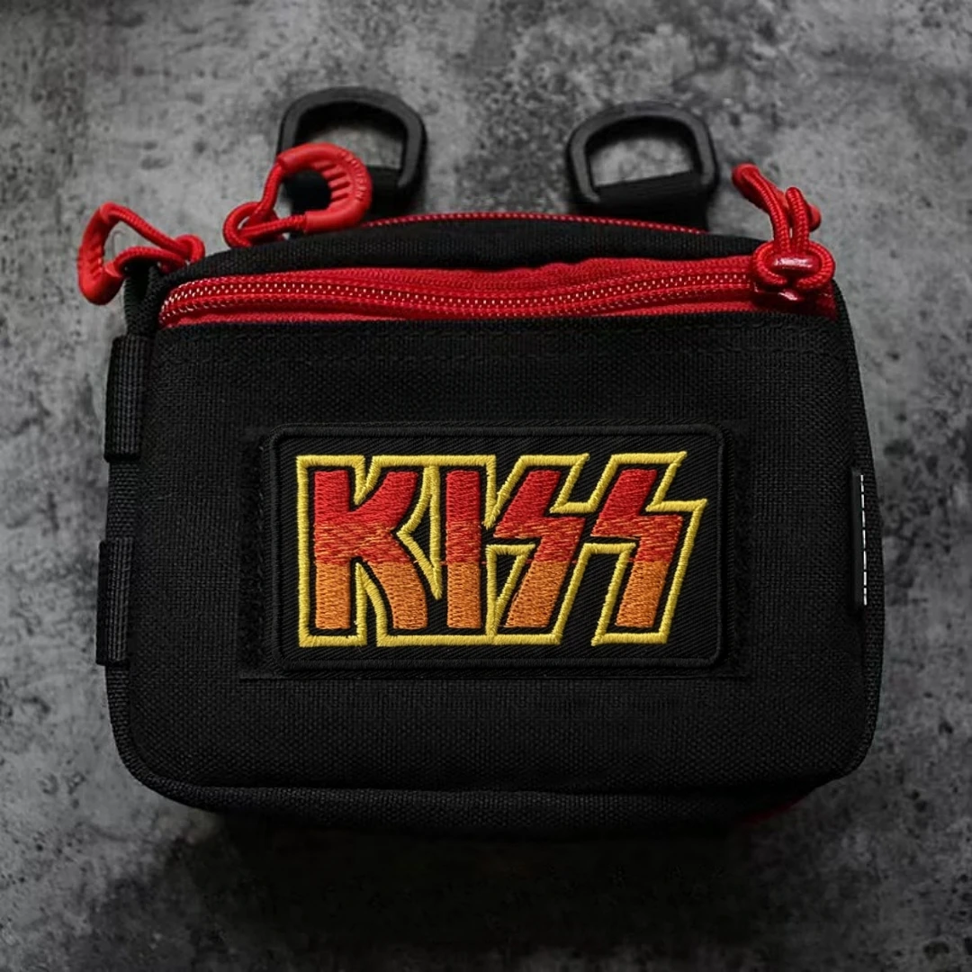 Mochila con gancho y bucle bordado Rock "KISS", pegatina para ropa, insignia de moral táctica, parches, brazalete militar del ejército