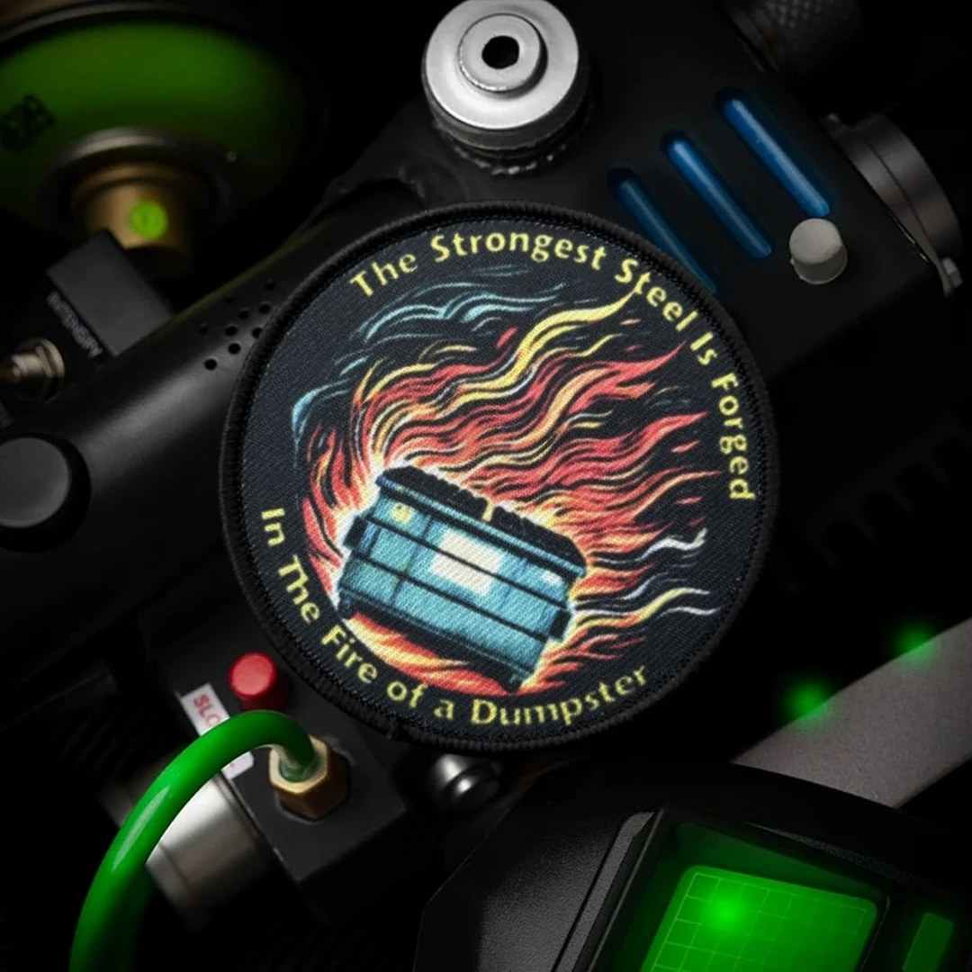 Parche "El acero más fuerte está forjado", insignia de moral táctica, pegatina para mochila del ejército militar, parches impresos con gancho para ropa