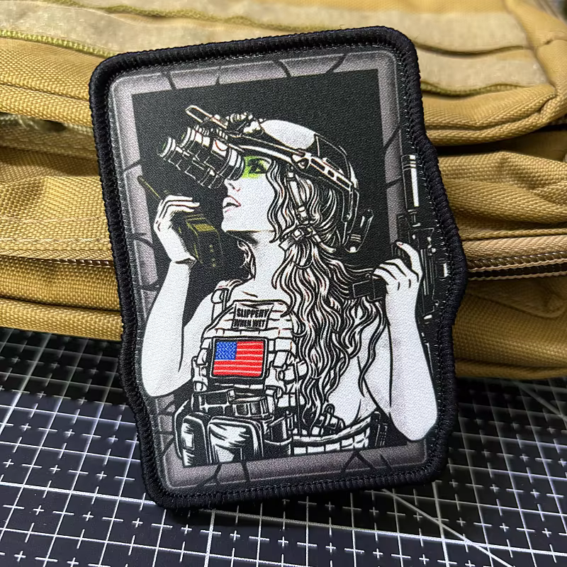 Parche táctico guerrera con velcro – Insignia moral para mochila - imagen 4