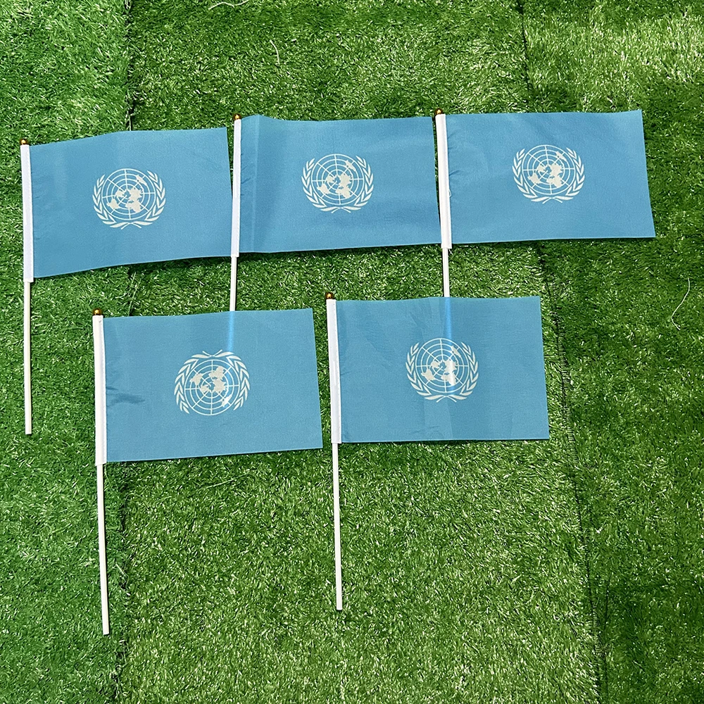 Bandera de mano SKY FLAG UN, 10/20/50/100 Uds., 21x14cm, banderas onduladas a mano de las Naciones Unidas con poste de plástico para decoración de actividades deportivas
