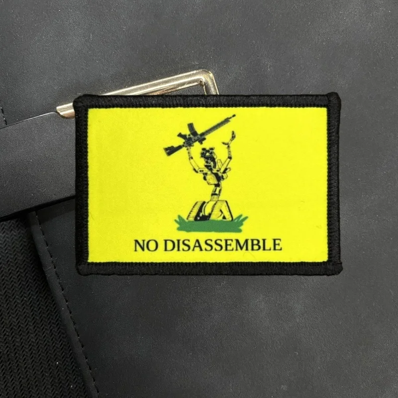 Parche de insignia de moral táctica divertida, NO pegue en mí, pegatina de mochila, NO desmonte, parches estampados de Robot - imagen 4