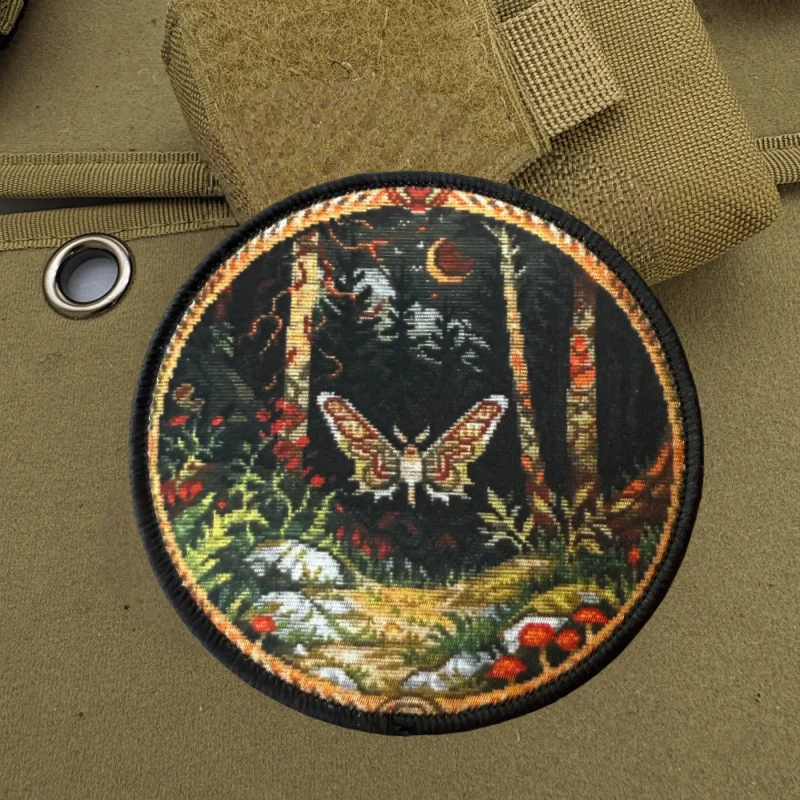 Parche con estampado de Sinfonía nocturna de mariposa, insignia de moral con gancho y bucle táctico, pegatinas decorativas para mochila, parches para brazalete para ropa - imagen 5