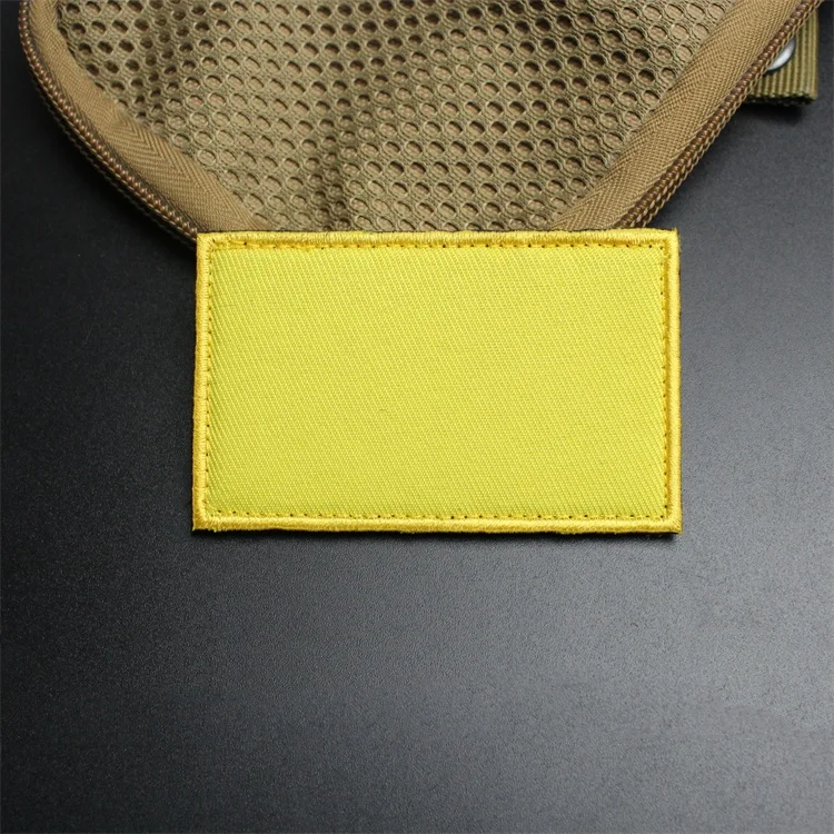 Parche táctico Velcro blanco - insignia moral para mochila y equipo - imagen 3